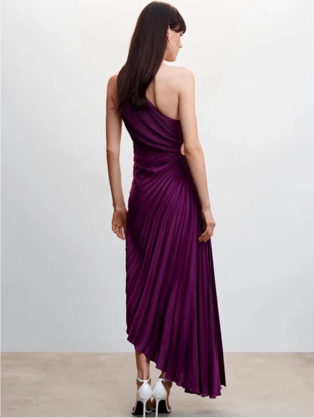 One-Shoulder Pleated Cut-Out Dress in Deep Purple - Picture 2 of 12
